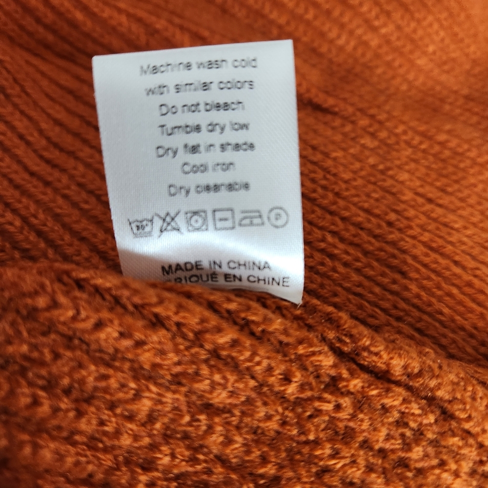 NWOT Sweater  Cardigan - Picture 4 of 4